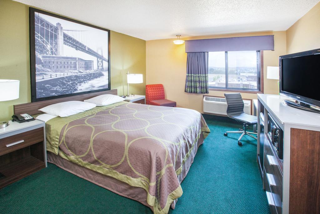 Super 8 By Wyndham Van Buren/Ft. Smith Area Luaran gambar