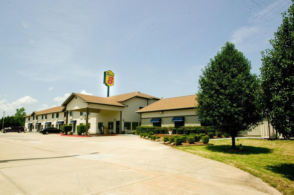 Super 8 By Wyndham Van Buren/Ft. Smith Area Luaran gambar