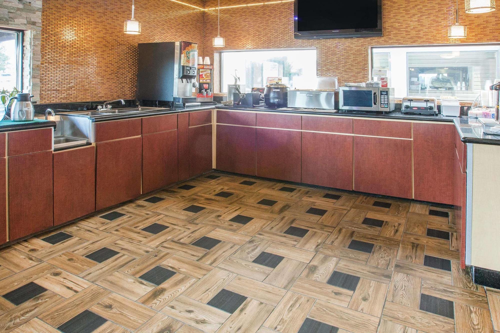 Super 8 By Wyndham Van Buren/Ft. Smith Area Luaran gambar